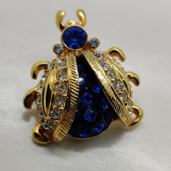 Vintage 80s beetle bug brooch in EUC - Picture 6 of 7